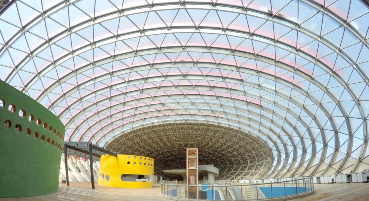 Hệ kính giàn không gian Skyroof an toàn, vượt nhịp lớn